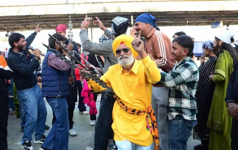 PM के सचखंड बल्लां दौरे की घोषणा के बाद, पंजाब AAP एक्टिव मोड में आ गई PM के सचखंड बल्लां दौरे की घोषणा के बाद, पंजाब AAP एक्टिव मोड में आ गई