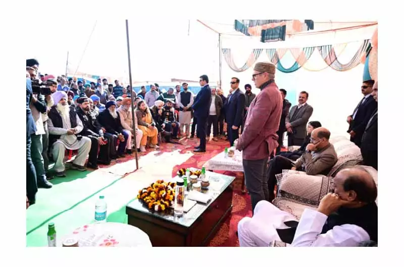 CM ने सांबा में 10 MVA रिसीविंग स्टेशन का शिलान्यास किया, ठंडी खुई में बस टर्मिनल का उद्घाटन CM ने सांबा में 10 MVA रिसीविंग स्टेशन का शिलान्यास किया, ठंडी खुई में बस टर्मिनल का उद्घाटन