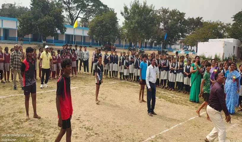 करेपल्ली में CM Cup खेल प्रतियोगिताएं शुरू हुईं करेपल्ली में CM Cup खेल प्रतियोगिताएं शुरू हुईं
