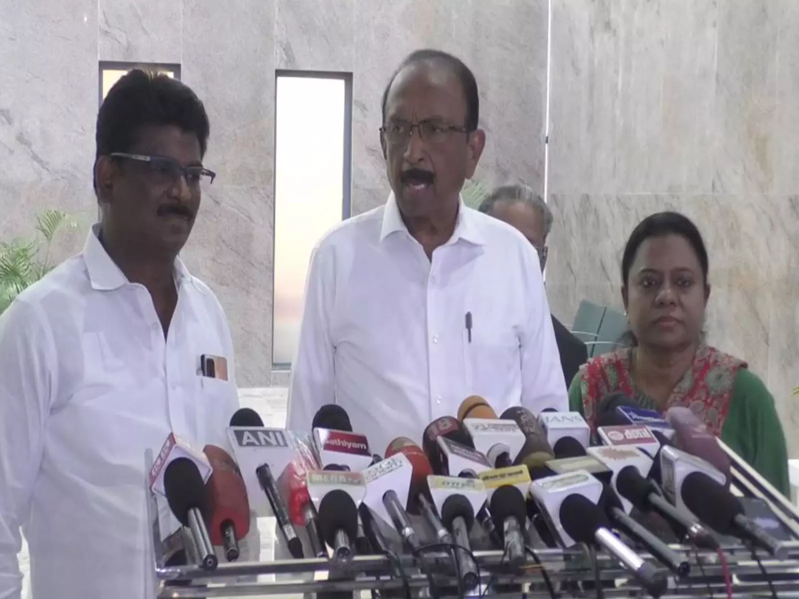 Vaiko ने केंद्रीय बजट में तमिलनाडु से भेदभाव का आरोप लगाया Vaiko ने केंद्रीय बजट में तमिलनाडु से भेदभाव का आरोप लगाया