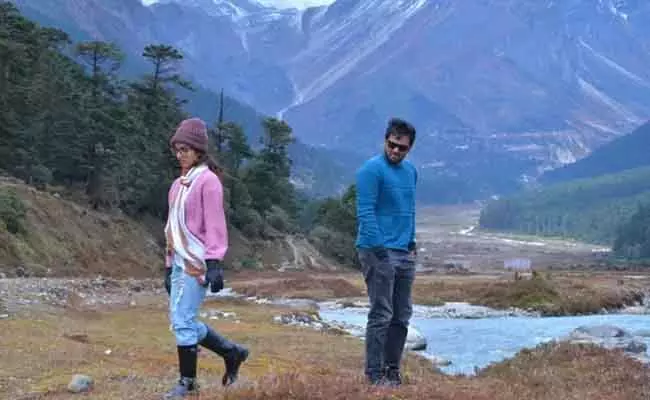 Sikkim में बना नया रिकॉर्ड: मरोक्कासारी ने गुरुडोंगमार झील पर की पहली बार शूटिंग Sikkim में बना नया रिकॉर्ड: मरोक्कासारी ने गुरुडोंगमार झील पर की पहली बार शूटिंग