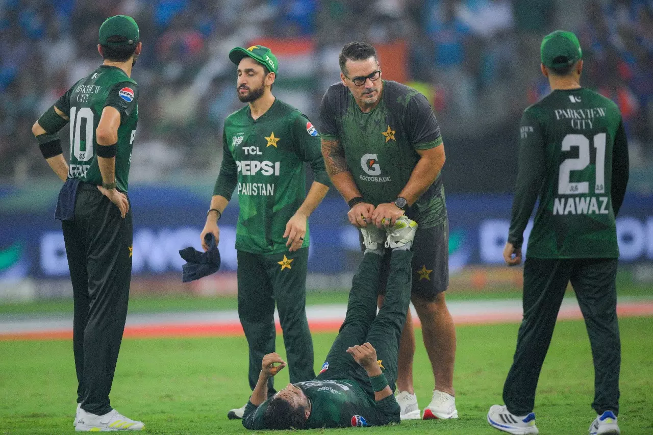 T20 WC में भागीदारी की अनिश्चितता के बीच आइसलैंड, युगांडा ने पाकिस्तान को ट्रोल किया T20 WC में भागीदारी की अनिश्चितता के बीच आइसलैंड, युगांडा ने पाकिस्तान को ट्रोल किया