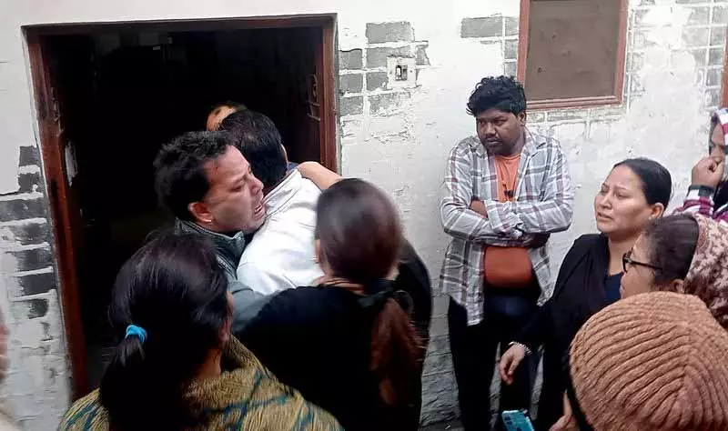 इंदिरा कॉलोनी में पूर्व PSPCL कर्मचारी की हत्या, किरायेदारों पर शक इंदिरा कॉलोनी में पूर्व PSPCL कर्मचारी की हत्या, किरायेदारों पर शक