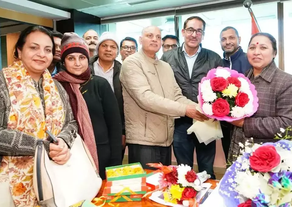 New Delhi: एमसीडी में डॉक्टरों की बैठक, बजट में नियमितीकरण के लिए जताया आभार New Delhi: एमसीडी में डॉक्टरों की बैठक, बजट में नियमितीकरण के लिए जताया आभार