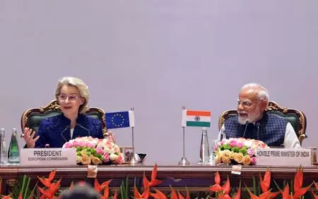 भारत-ईयू एफटीए तोड़ देगा पाकिस्तान की कमर, एक करोड़ से ज्यादा रोजगार पर छाएगा संकट भारत-ईयू एफटीए तोड़ देगा पाकिस्तान की कमर, एक करोड़ से ज्यादा रोजगार पर छाएगा संकट