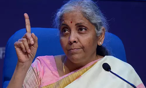 केंद्रीय वित्तमंत्री निर्मला सीतारमण कल 30 कॉलेज छात्रों के साथ करेंगी बातचीत