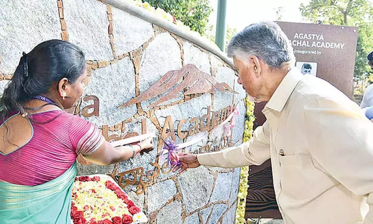 भविष्य इनोवेटिव सोच वालों का है, CM नायडू ने कहा