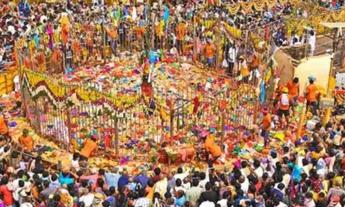 तेलंगाना सरकार ने केंद्र से कहा, सम्मक्का-सरक्का जतरा को राष्ट्रीय उत्सव घोषित किया जाए