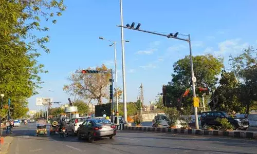 Delhi पुलिस: उल्लंघनकर्ताओं पर जुर्माना और अपराध रोकने में कैमरों का रोल Delhi पुलिस: उल्लंघनकर्ताओं पर जुर्माना और अपराध रोकने में कैमरों का रोल