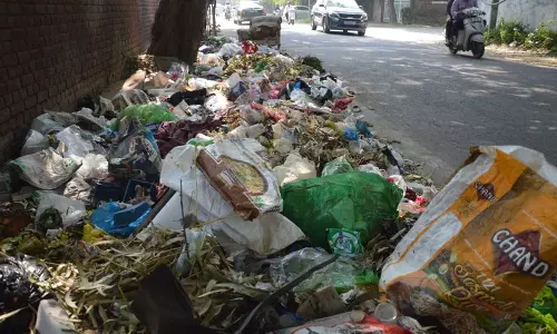प्रवासी मजदूरों के पलायन ने Gurugram को घुटनों पर ला दिया आर्थिक सर्वेक्षण प्रवासी मजदूरों के पलायन ने Gurugram को घुटनों पर ला दिया आर्थिक सर्वेक्षण