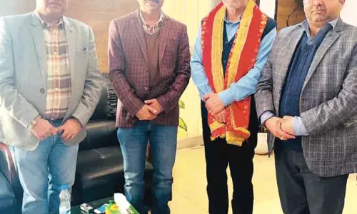 CTTIK ने कटरा में JPDCL MD के साथ बिजली सप्लाई को लेकर चिंता जताई CTTIK ने कटरा में JPDCL MD के साथ बिजली सप्लाई को लेकर चिंता जताई