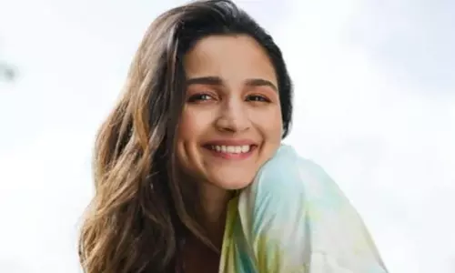 बेटी राहा के जन्म के बाद आलिया भट्ट social media क्यों छोड़ना चाहती हैं? बेटी राहा के जन्म के बाद आलिया भट्ट social media क्यों छोड़ना चाहती हैं?