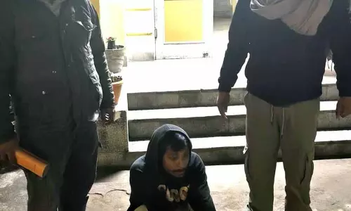 Zirakpur में ड्रग्स मामलों में घोषित अपराधी गिरफ्तार Zirakpur में ड्रग्स मामलों में घोषित अपराधी गिरफ्तार