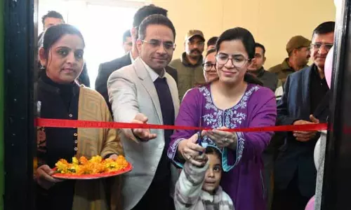 Ayushi ने डीसी ऑफिस सांबा में क्रेच सुविधा का उद्घाटन किया