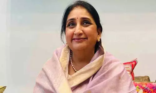 सुनेत्रा पवार NCP विधायक दल की नेता चुनी गईं सुनेत्रा पवार NCP विधायक दल की नेता चुनी गईं
