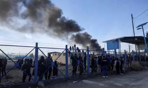 Syria के अल-होल कैंप में सप्लाई खत्म होने की चेतावनी Syria के अल-होल कैंप में सप्लाई खत्म होने की चेतावनी