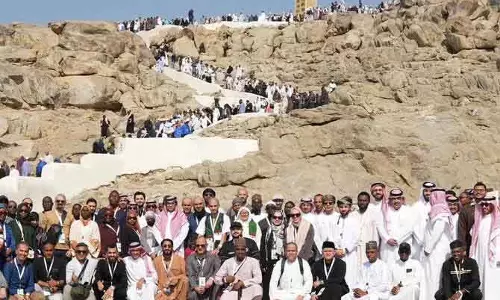 Jeddah में 11वां पवित्र स्थलों का युवा यात्रा कार्यक्रम संपन्न Jeddah में 11वां पवित्र स्थलों का युवा यात्रा कार्यक्रम संपन्न