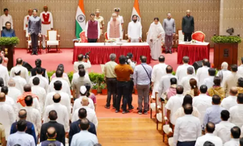 सुनेत्रा पवार लोगों के कल्याण के लिए अथक प्रयास करेंगी: PM मोदी सुनेत्रा पवार लोगों के कल्याण के लिए अथक प्रयास करेंगी: PM मोदी