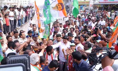विपक्ष की मनगढ़ंत कहानियों पर न करें भरोसा: मंत्री Ponguleti की जनता से अपील विपक्ष की मनगढ़ंत कहानियों पर न करें भरोसा: मंत्री Ponguleti की जनता से अपील