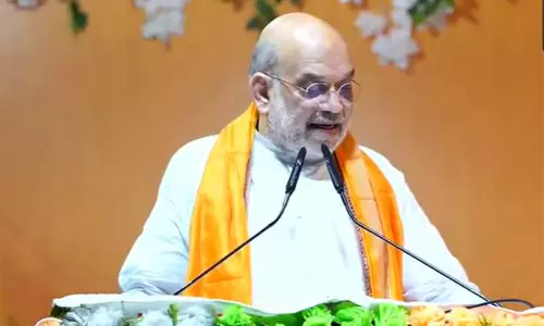 अमित शाह ने घुसपैठ के मुद्दे पर TMC की आलोचना की अमित शाह ने घुसपैठ के मुद्दे पर TMC की आलोचना की