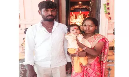 प्रेमी की पत्नी को आग लगाने की घटना में बच्चे की मौत प्रेमी की पत्नी को आग लगाने की घटना में बच्चे की मौत