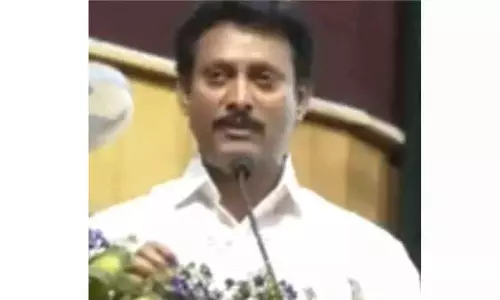 Teachers की हड़ताल खत्म: मंत्री के आश्वासन के बाद काम पर लौटेंगे शिक्षक Teachers की हड़ताल खत्म: मंत्री के आश्वासन के बाद काम पर लौटेंगे शिक्षक