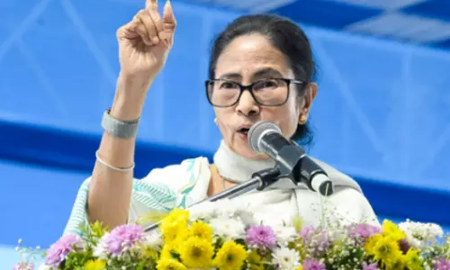 ममता बनर्जी ने SROs और माइक्रो-ऑब्जर्वर की भूमिका को लेकर CEC को चिट्ठी लिखी
