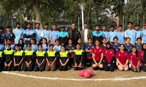 Jammu: साइंस कॉलेज और जीसीडब्ल्यू गांधी नगर ने नेटबॉल इंटर-कॉलेज प्रतियोगिता में किया प्रदर्शन Jammu: साइंस कॉलेज और जीसीडब्ल्यू गांधी नगर ने नेटबॉल इंटर-कॉलेज प्रतियोगिता में किया प्रदर्शन
