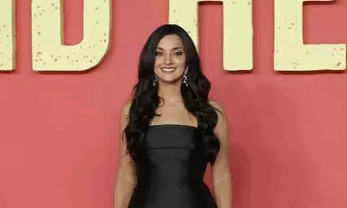 Zainab Azizi सैम राइमी की हॉरर कॉमेडी सेंड हेल्प का बेसब्री से इंतजार हैं कर रही Zainab Azizi सैम राइमी की हॉरर कॉमेडी सेंड हेल्प का बेसब्री से इंतजार हैं कर रही