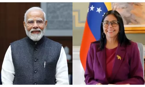 PM मोदी से बातचीत के बाद वेनेजुएला की कार्यवाहक राष्ट्रपति डेल्सी रोड्रिगेज का बयान PM मोदी से बातचीत के बाद वेनेजुएला की कार्यवाहक राष्ट्रपति डेल्सी रोड्रिगेज का बयान