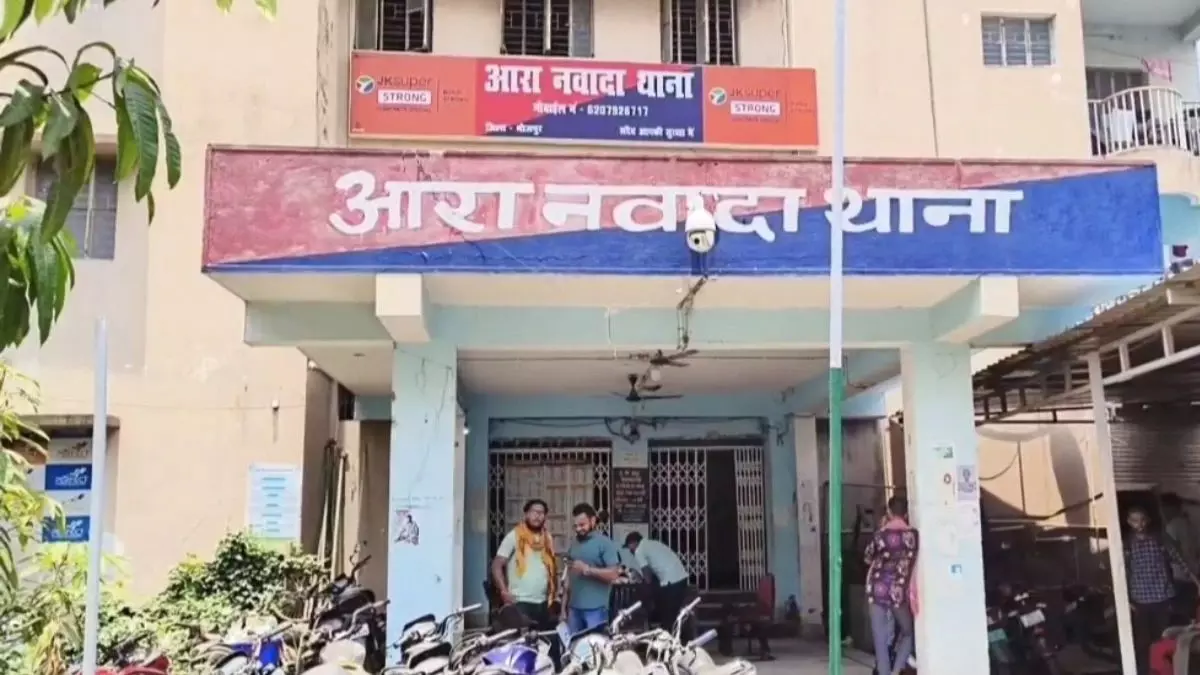 गर्लफ्रेंड को इंस्टाग्राम पर परेशान करता था छात्र, बॉयफ्रेंड ने किया मर्डर गर्लफ्रेंड को इंस्टाग्राम पर परेशान करता था छात्र, बॉयफ्रेंड ने किया मर्डर