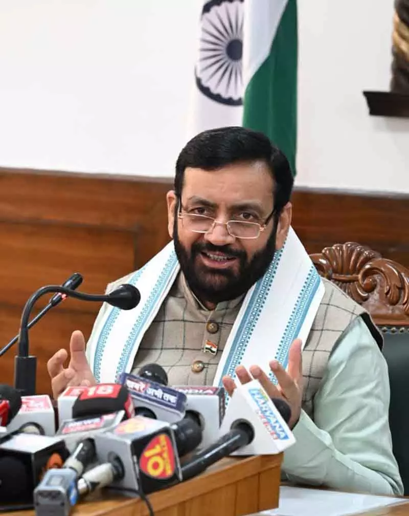 Haryana यूनिवर्सिटीज़ कॉन्ट्रैक्चुअल टीचर्स एसोसिएशन का प्रतिनिधिमंडल सीएम नायब सैनी से मिला Haryana यूनिवर्सिटीज़ कॉन्ट्रैक्चुअल टीचर्स एसोसिएशन का प्रतिनिधिमंडल सीएम नायब सैनी से मिला