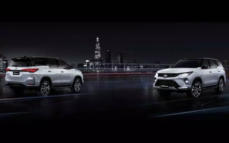 New Delhi: Fortuner और Defender की कीमतों में बदलाव का संभावित असर New Delhi: Fortuner और Defender की कीमतों में बदलाव का संभावित असर