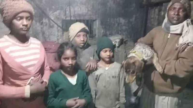 Jagraon-Chandigarh, रेबीज टेस्ट के लिए प्रवासी परिवार को 14 घंटे की परेशानी झेलनी पड़ी Jagraon-Chandigarh, रेबीज टेस्ट के लिए प्रवासी परिवार को 14 घंटे की परेशानी झेलनी पड़ी