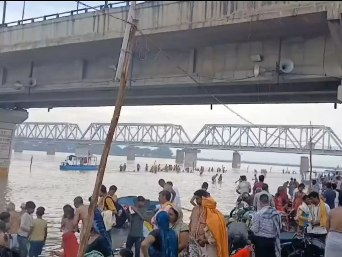 Farrukhabad: माघी पूर्णिमा पर गंगा स्नान के लिए रूट डायवर्जन लागू Farrukhabad: माघी पूर्णिमा पर गंगा स्नान के लिए रूट डायवर्जन लागू