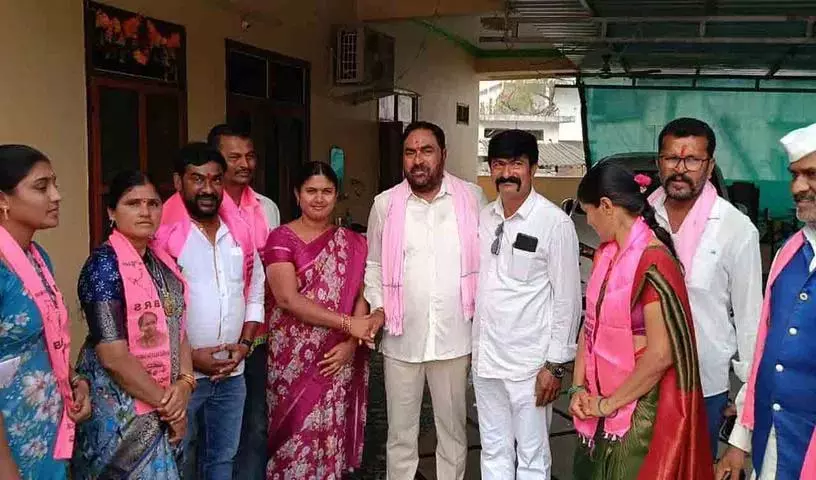 कांग्रेस पार्टी झूठे वादों के साथ सत्ता में आई: Errabelli कांग्रेस पार्टी झूठे वादों के साथ सत्ता में आई: Errabelli