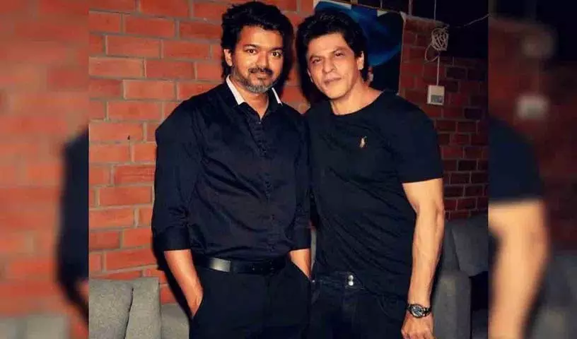 Shahrukh Khan मेरे आदर्श हैं: थलापति विजय Shahrukh Khan मेरे आदर्श हैं: थलापति विजय