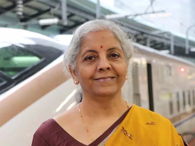वित्त मंत्री निर्मला सीतारमण कल करेंगी अहम प्रेस कॉन्फ्रेंस वित्त मंत्री निर्मला सीतारमण कल करेंगी अहम प्रेस कॉन्फ्रेंस