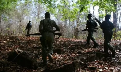 Odisha: मुठभेड़ में दो माओवादी मारे गए Odisha: मुठभेड़ में दो माओवादी मारे गए