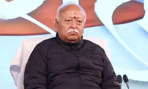 भागवत ने Hyderabad में नौकरशाहों और टॉलीवुड सितारों से मुलाकात की