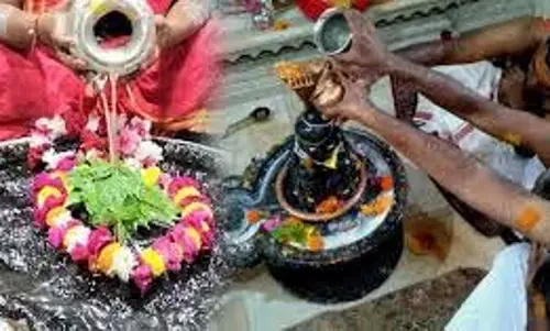 Magh Purnima 2026: जाने माघ पूर्णिमा पर भगवान शिव की पूजा का महत्व Magh Purnima 2026: जाने माघ पूर्णिमा पर भगवान शिव की पूजा का महत्व
