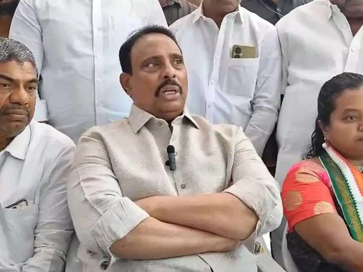 BRS विधायकों के दलबदल मामले में दानम नागेंद्र की सुनवाई 18 फरवरी तक टली BRS विधायकों के दलबदल मामले में दानम नागेंद्र की सुनवाई 18 फरवरी तक टली