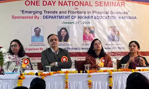Haryana : राष्ट्रीय सेमिनार में विज्ञान में उभरते रुझानों पर चर्चा की गई Haryana : राष्ट्रीय सेमिनार में विज्ञान में उभरते रुझानों पर चर्चा की गई