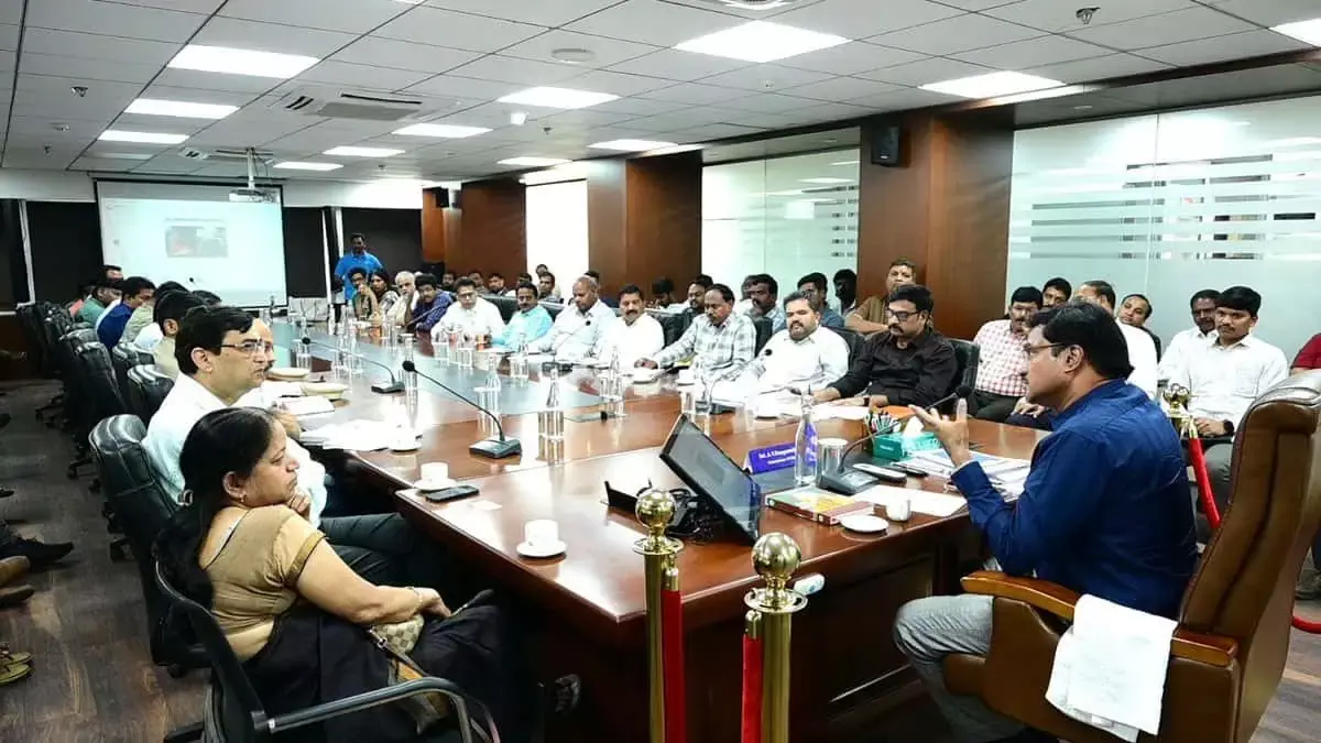 HYDRAA ने हैदराबाद की दुकानों से 1 महीने में फायर सेफ्टी नॉर्म्स पूरे करने को कहा