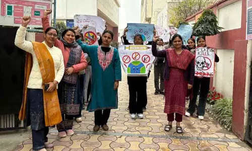 Karnal में DAV छात्रों ने ड्रग्स और मतदाता जागरूकता अभियान चलाया