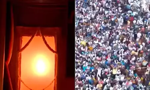 Vadalur में थाईपुसम ज्योति दर्शन : हजारों की संख्या में श्रद्धालु शामिल होते है Vadalur में थाईपुसम ज्योति दर्शन : हजारों की संख्या में श्रद्धालु शामिल होते है