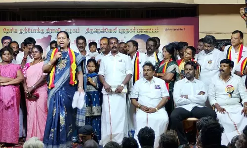 कुडनकुलम न्यूक्लियर पावर प्लांट में स्थानीय लोगों को रोज़गार: Premalatha ने ज़ोर दिया कुडनकुलम न्यूक्लियर पावर प्लांट में स्थानीय लोगों को रोज़गार: Premalatha ने ज़ोर दिया