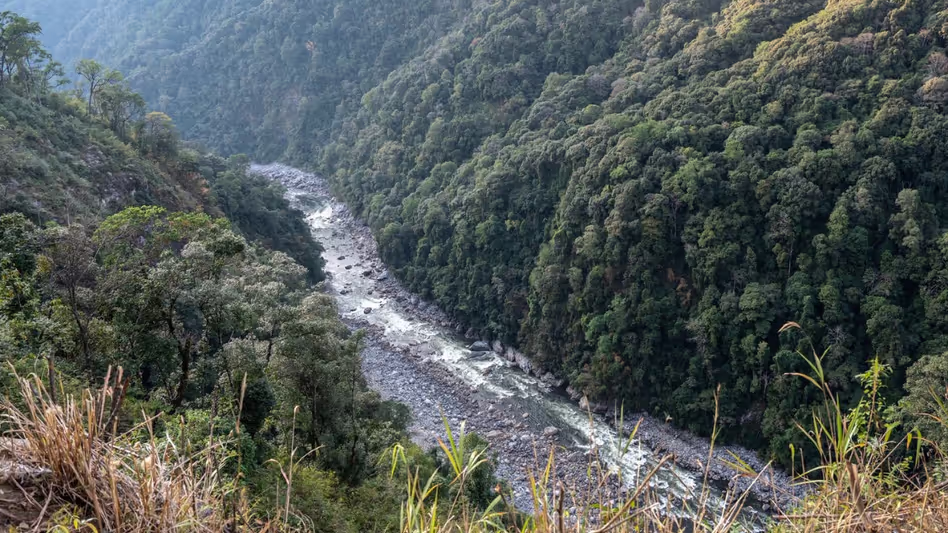 Arunachal  कैबिनेट ने हाइड्रोपावर इंसेंटिव, भर्ती सुधार और गवर्नेंस में बड़े बदलाव को मंज़ूरी दी