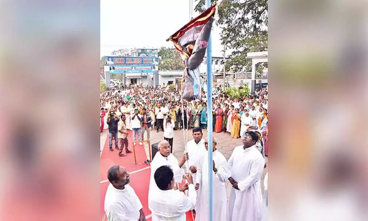 Andhra: 102वां गुनाडाला लूर्डेस मठ उत्सव शुरू