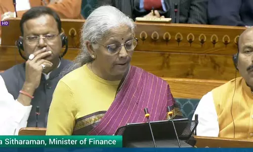 Nirmala Sitharaman Budget Speech: हर जिले में बनाए जाएंगे गर्ल्स होस्टल...भारत में बनेंगे 7 हाई स्पीड रेल कॉरिडोर Nirmala Sitharaman Budget Speech: हर जिले में बनाए जाएंगे गर्ल्स होस्टल...भारत में बनेंगे 7 हाई स्पीड रेल कॉरिडोर